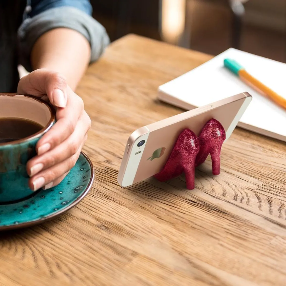 Phone Stands^Fred PUMPED UP - Ruby